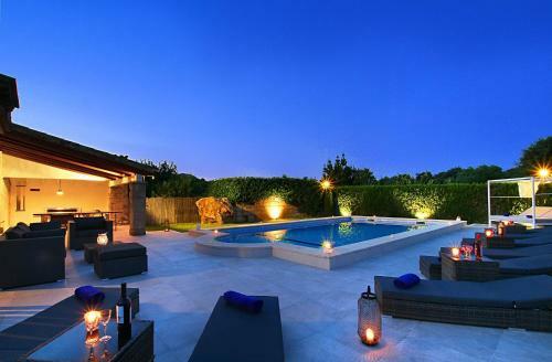 Superb Pollensa Villa - 5 Bedrooms - Villa Fiorever - Mountainside Views - Pool Table