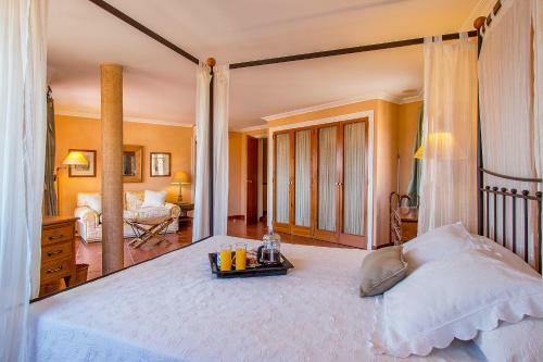 Townhouse With Pool And Mountain Views, Just 5 Min