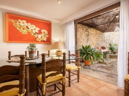 Townhouse Horta Den Menut By Sunvillas Mallorca