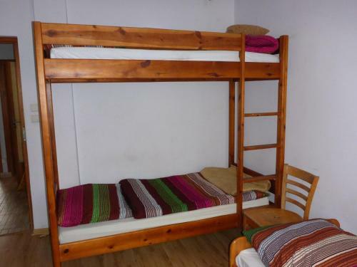 Albergue Folks Village Plowce House