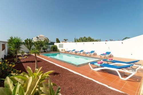 Villa Tropical By Villa Plus