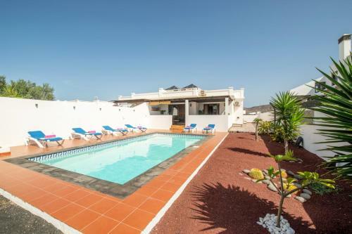 Villa Tropical By Villa Plus