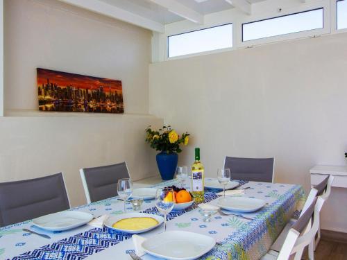 Renovated Holiday Home With Sea View And Private Pool