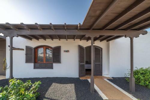 Villa Vv Makita By Hh