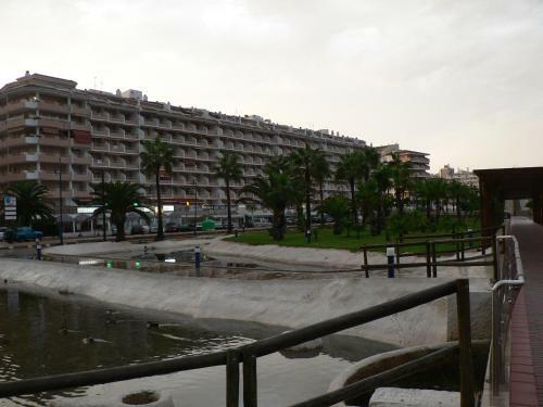 Apartamento Urbanizaci�n Pe�ismar 1