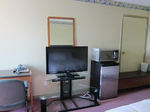 Hotel Airport Inn - Dawson Creek