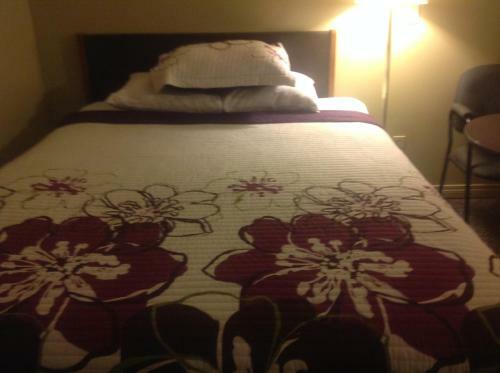 Hotel Airport Inn - Dawson Creek