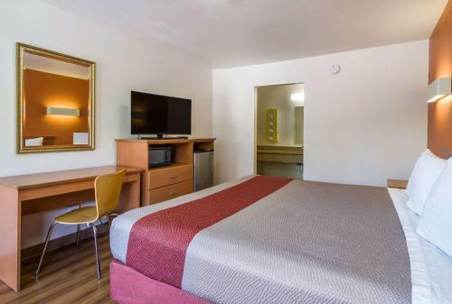Motel 6 Concord