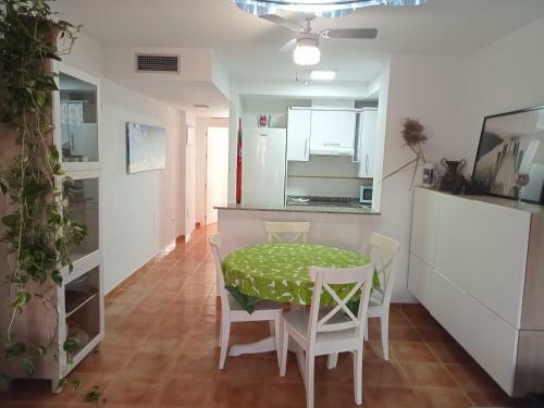 Precioso Apartamento Con Piscina Y Garage