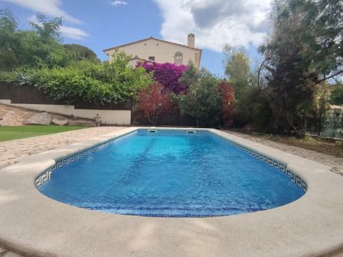 Casa Calonge, 4 Dormitorios, 6 Personas - Es-209-56