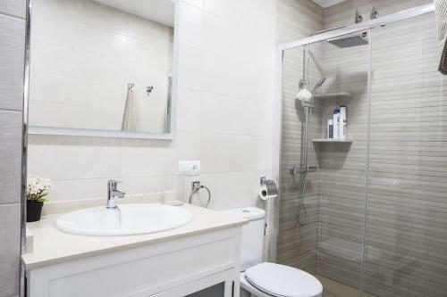 Apartamento Elegante Y Acogedor. Buena Ubicaci�n
