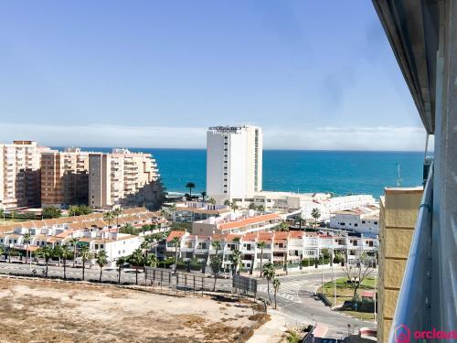 Apartamento Amplia Terraza, Mar Y Monta�a