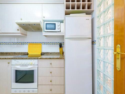 Apartment Torre Del Rey By Interhome