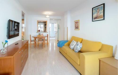 Stunning Apartment In Oropesa Del Mar With Wi-fi