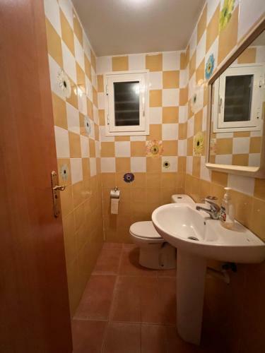 Bonita Casa Adosada En Oropesa Del Mar