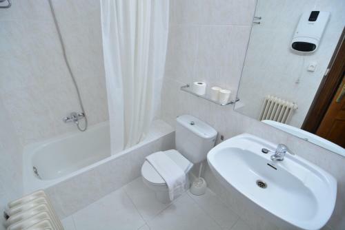 Hotel Ducay Rooms