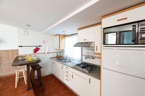 Acogedora Casa P/3 C/parking A 5 Min De La Playa