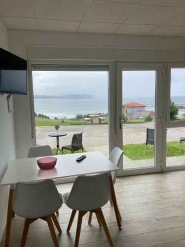 Apartamentos Playa De Nemi�a