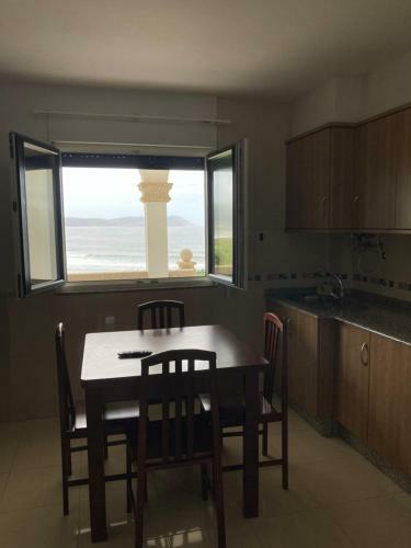 Apartamentos Playa De Nemi�a