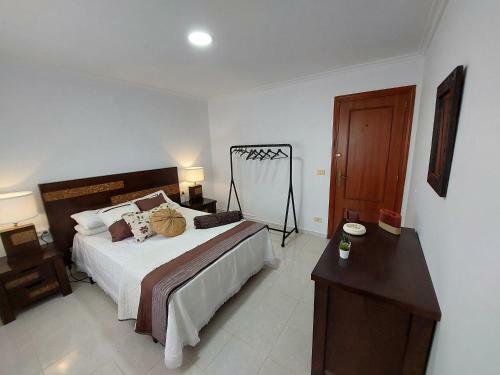 Acogedora Casa de Campo- Bajo Con Finca-