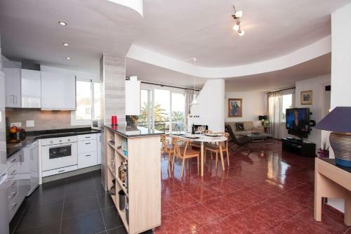 Apartamento Spectacular Sea Views, 2 Bed,2 Bath