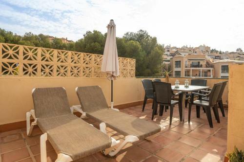 Las Flores 5 - Large Townhouse