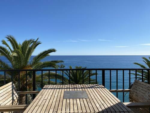 Tuhillo 2d Seaview Apartments Casasol