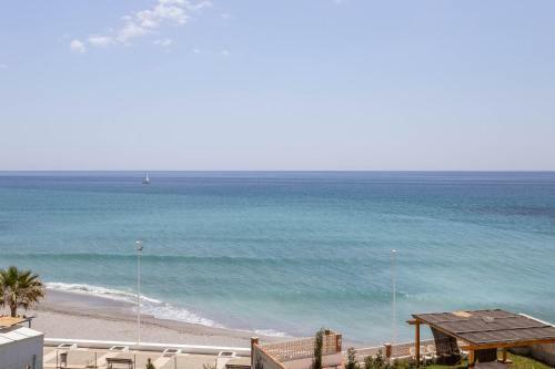 Apartment Arce Frontline Seaview