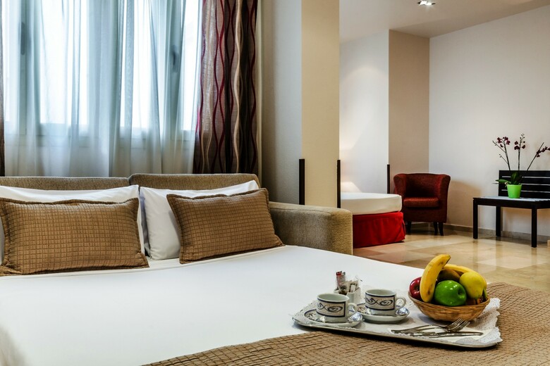Hotel Exe Suites 33
