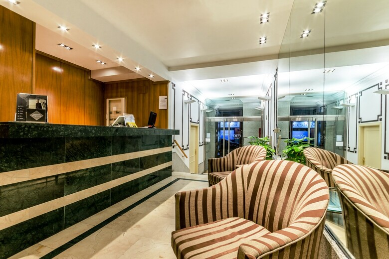 Hotel Exe Suites 33