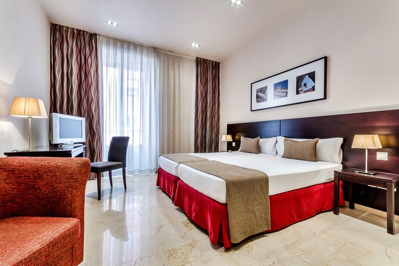 Hotel Exe Suites 33