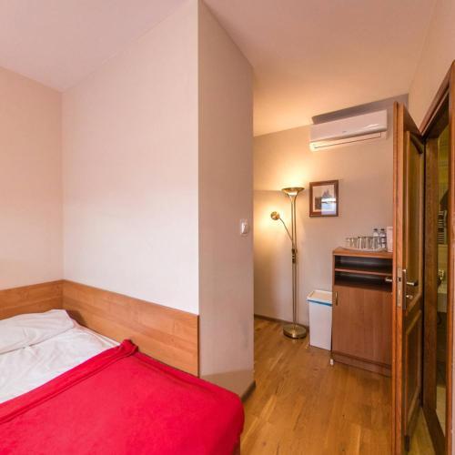 Kajzer Hostel