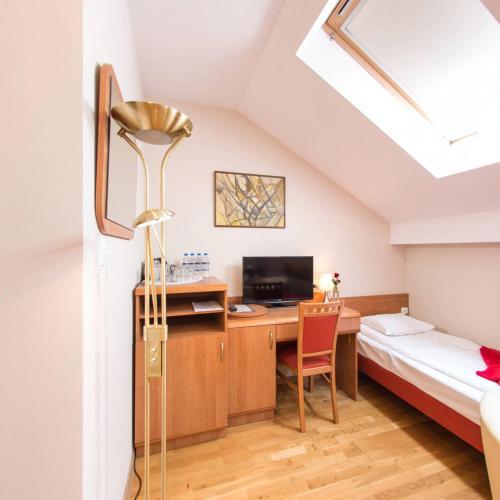 Kajzer Hostel
