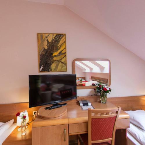Kajzer Hostel
