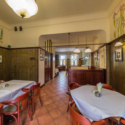 Kajzer Hostel