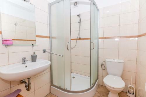 Hostal ?ilain? Recreation & Leisure