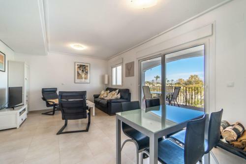 La Torre Golf Resort - Stylish And Modern 2 Bed Apartment