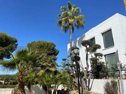 Villa Moraira, 4 Dormitorios, 8 Personas - Es-216-30