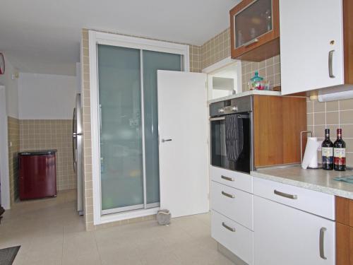 Villa Moraira, 4 Dormitorios, 8 Personas - Es-216-30