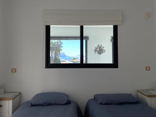 Villa Moraira, 4 Dormitorios, 8 Personas - Es-216-30