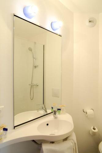 Hotel H�tel Balladins La Rochelle / Aytr�