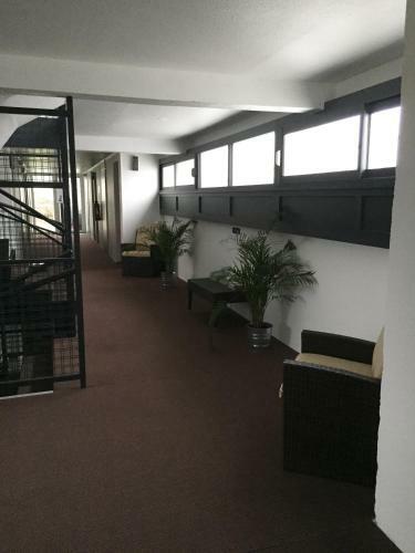 Hotel H�tel Balladins La Rochelle / Aytr�