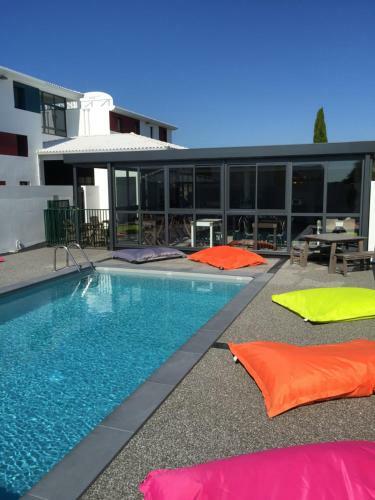 Hotel H�tel Balladins La Rochelle / Aytr�