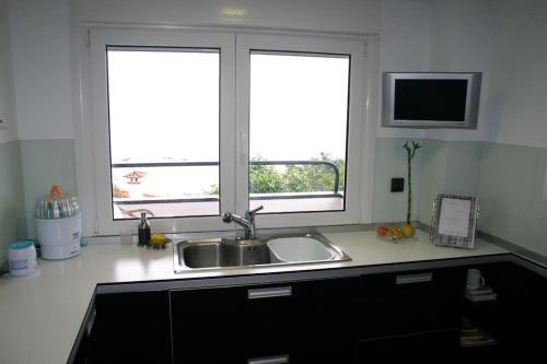 Adosado Con Incre�bles Vistas A 150m de La Playa