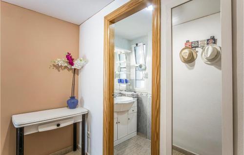 Beautiful Apartment In Miramar With 1 Bedrooms