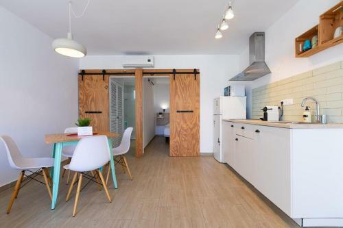 Apartamento Do�a Lola Beachfront Studio