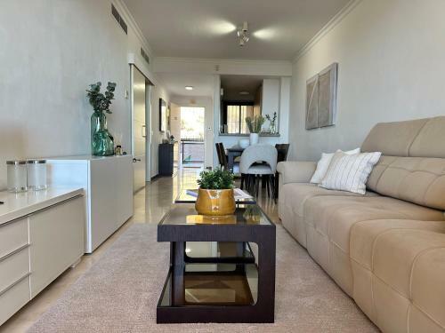Calanova Seagolf Design Apartment