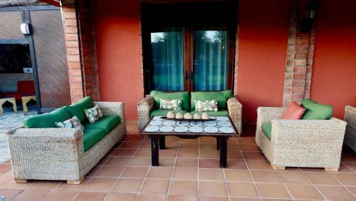 Relajante Y Encantadora Villa Entrearroyo