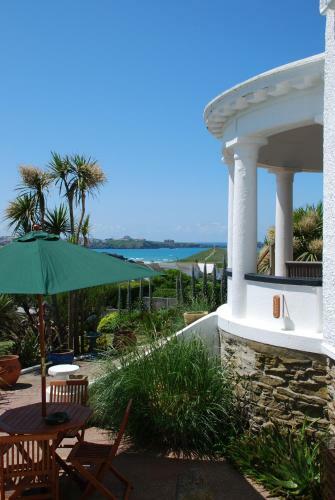 Whipsiderry Hotel