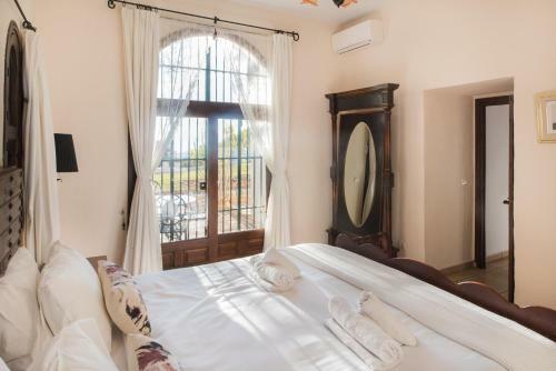 Luxury Villa El Toril - Mijas With Heated Pool & Scenic Views
